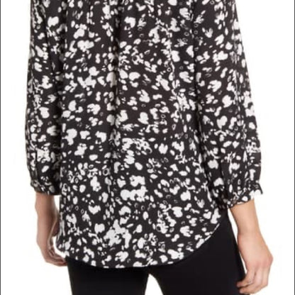 Vince Camuto NEW Floral Rumple Blouse Size Medium