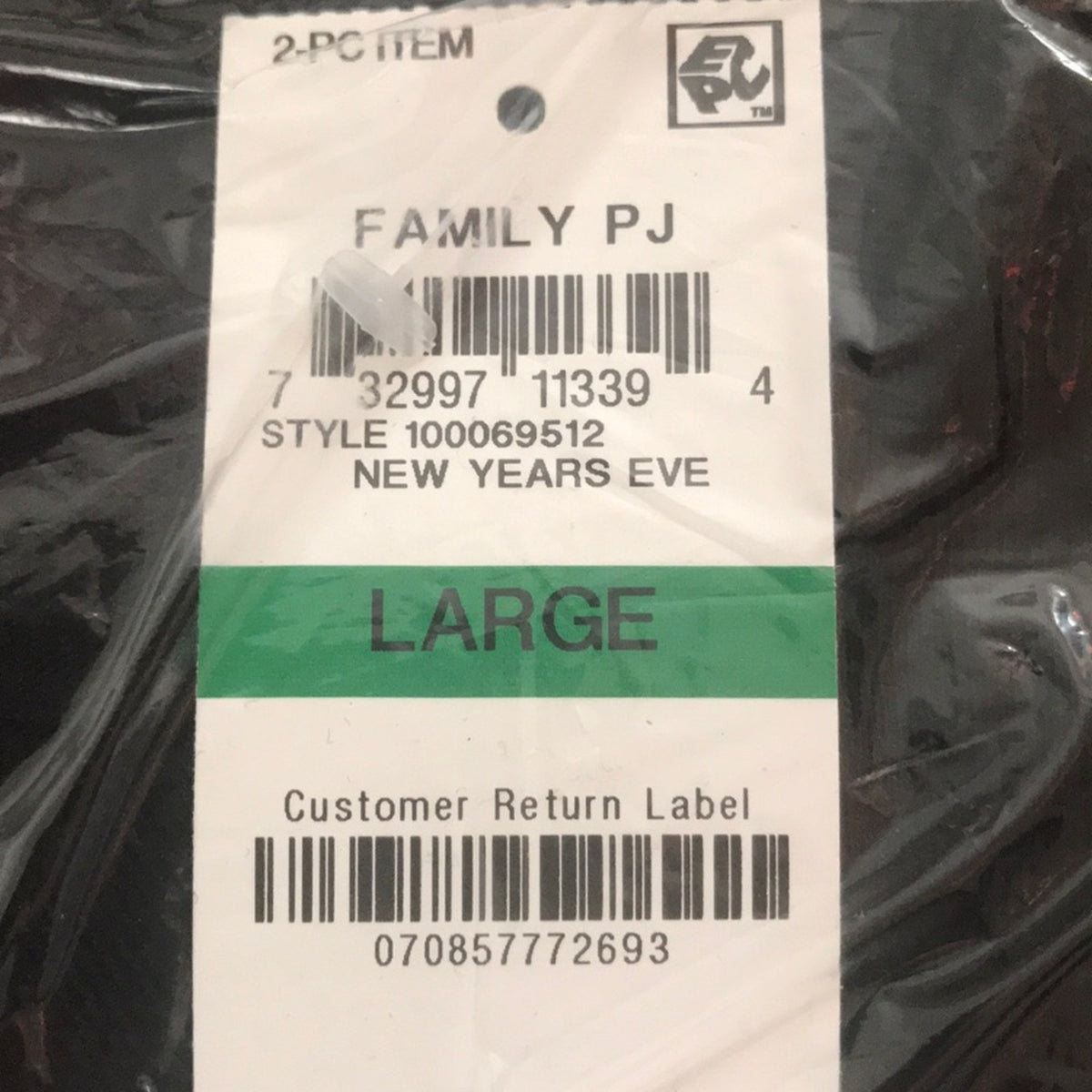 Macy’s NEW Family PJ New Years Eve Men’s Size LARGE Top and bottoms long sleeve