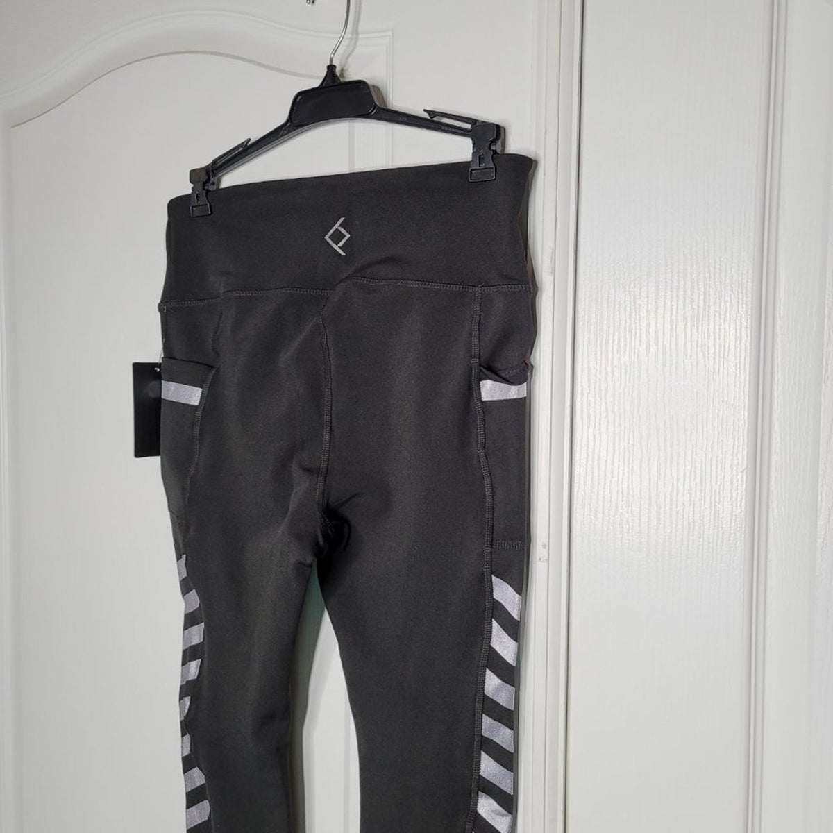 Better Sports Performance Legging Metallic Stripes Activewear Medium phone Yoga