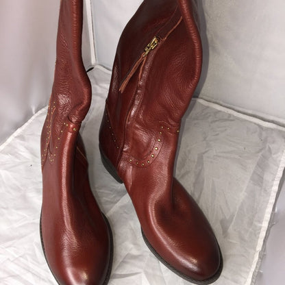 Sam Edelman Pull-On Prina Riding Boot Round Toe Side Zip Leather 7M Brass Detail