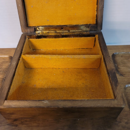 MCM tabletop valet Jewelry box Trinket Box Wood Rattan Vintage Watches rings