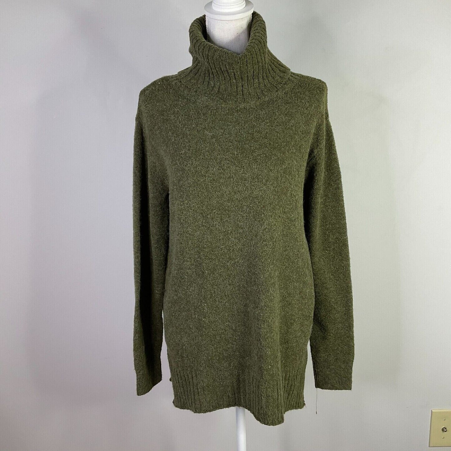 BP. Longline Turtleneck Sweater Sz XS/Extra Small in Olive Night NWT