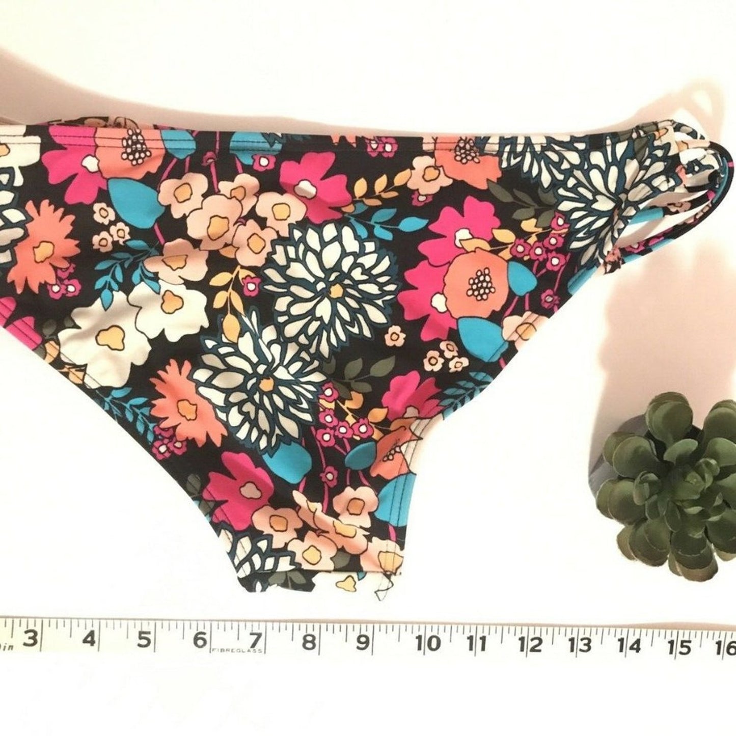 Sundazed Printed Stunner Strappy Floral Hipster Size Large