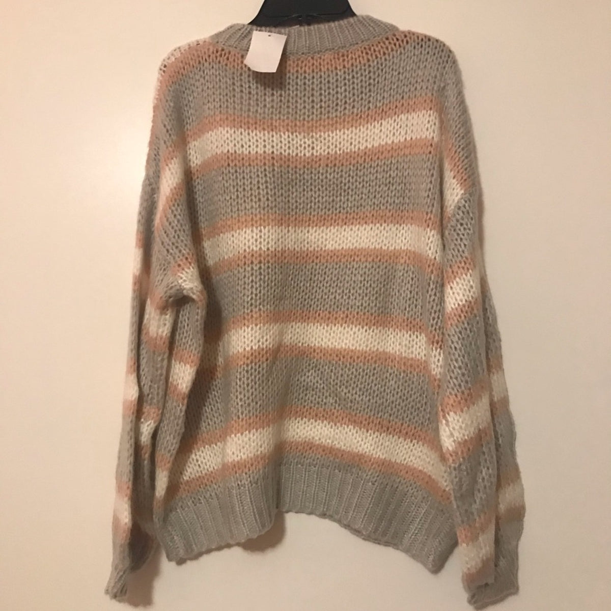 Lush NEW Blouson Sleeve Knit Sweater Size Large Striped Oversized gray pink