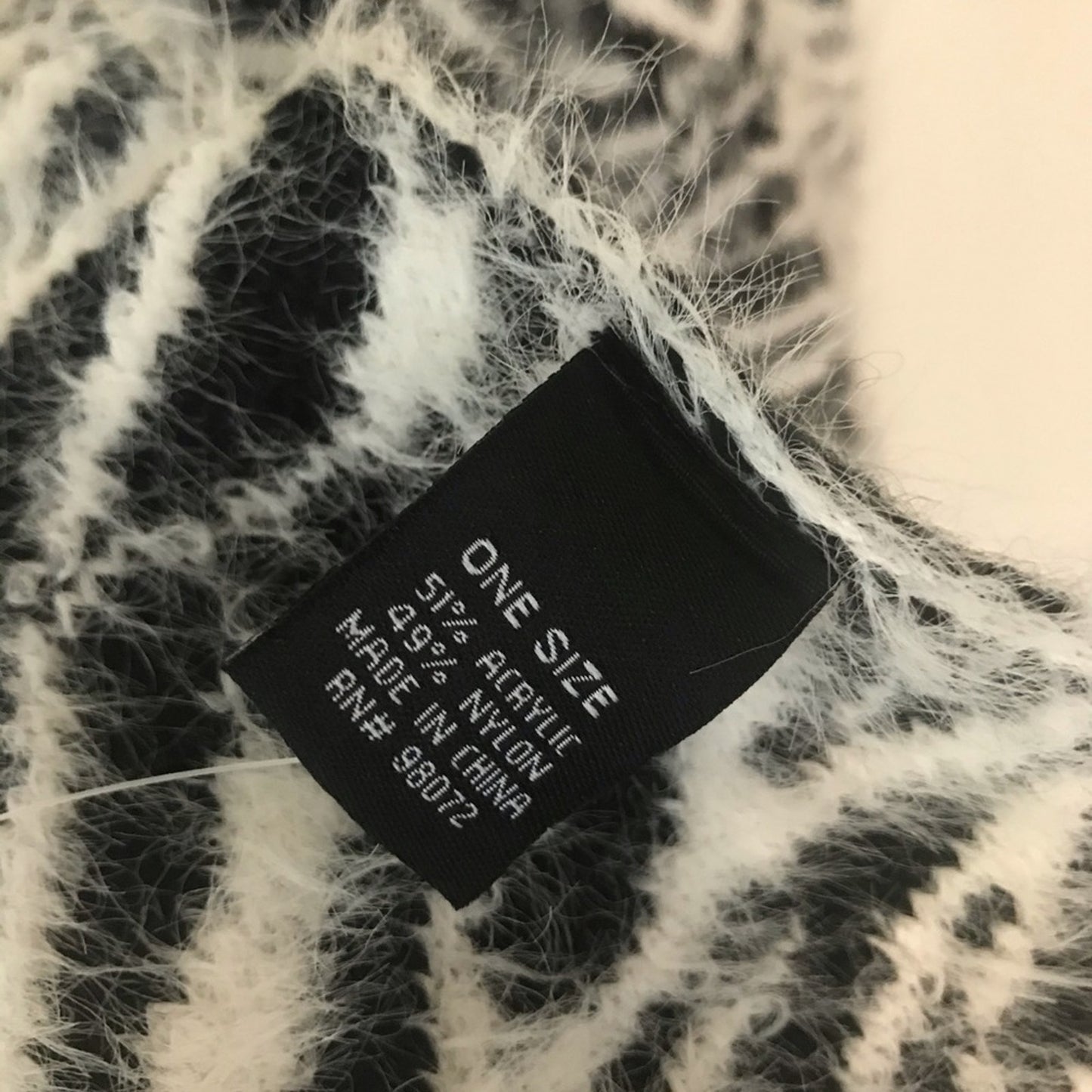 DKNY Fuzzy Animal Zebra print Shawl winter Black & White Scarf L:63” W:12”