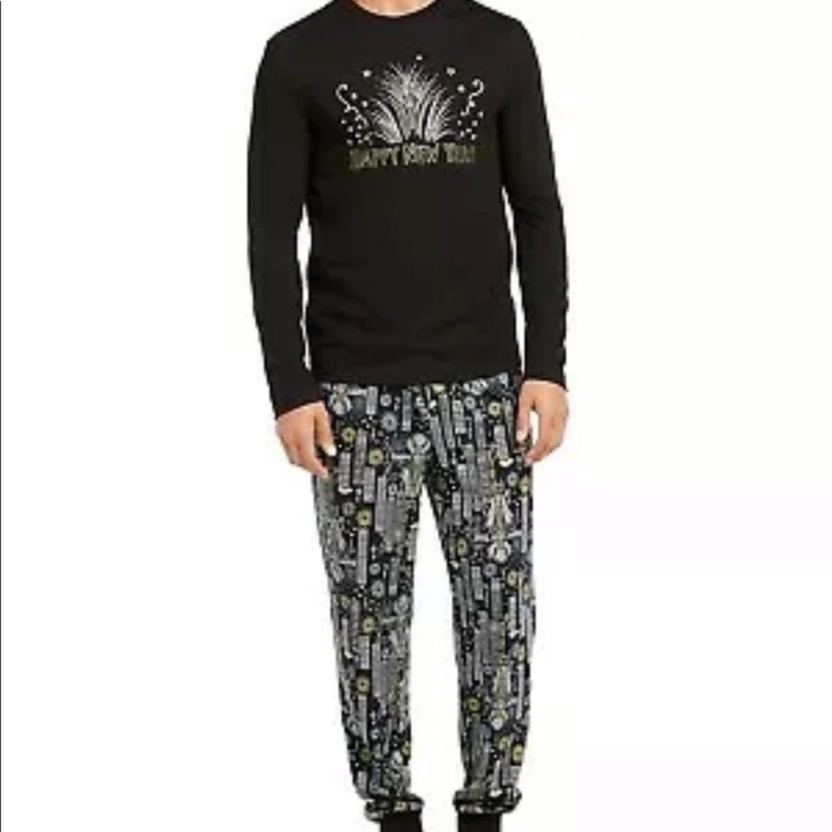 Macy’s NEW Family PJ New Years Eve Men’s Size LARGE Top and bottoms long sleeve