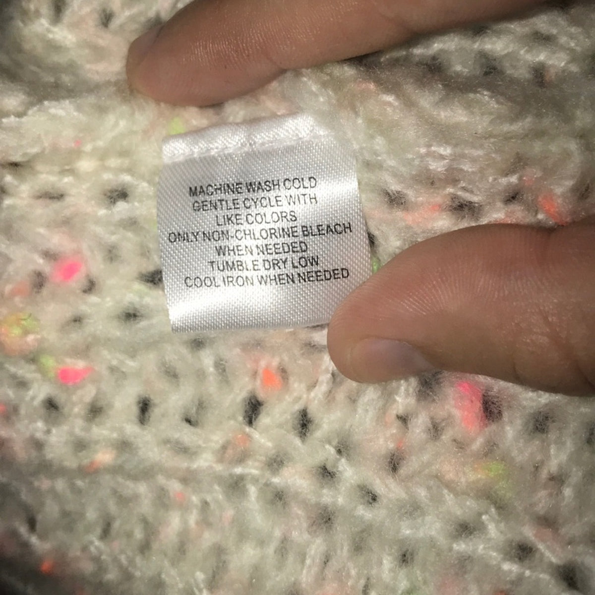 Love x Design NEW Neon Fleck Cardigan Size Medium
