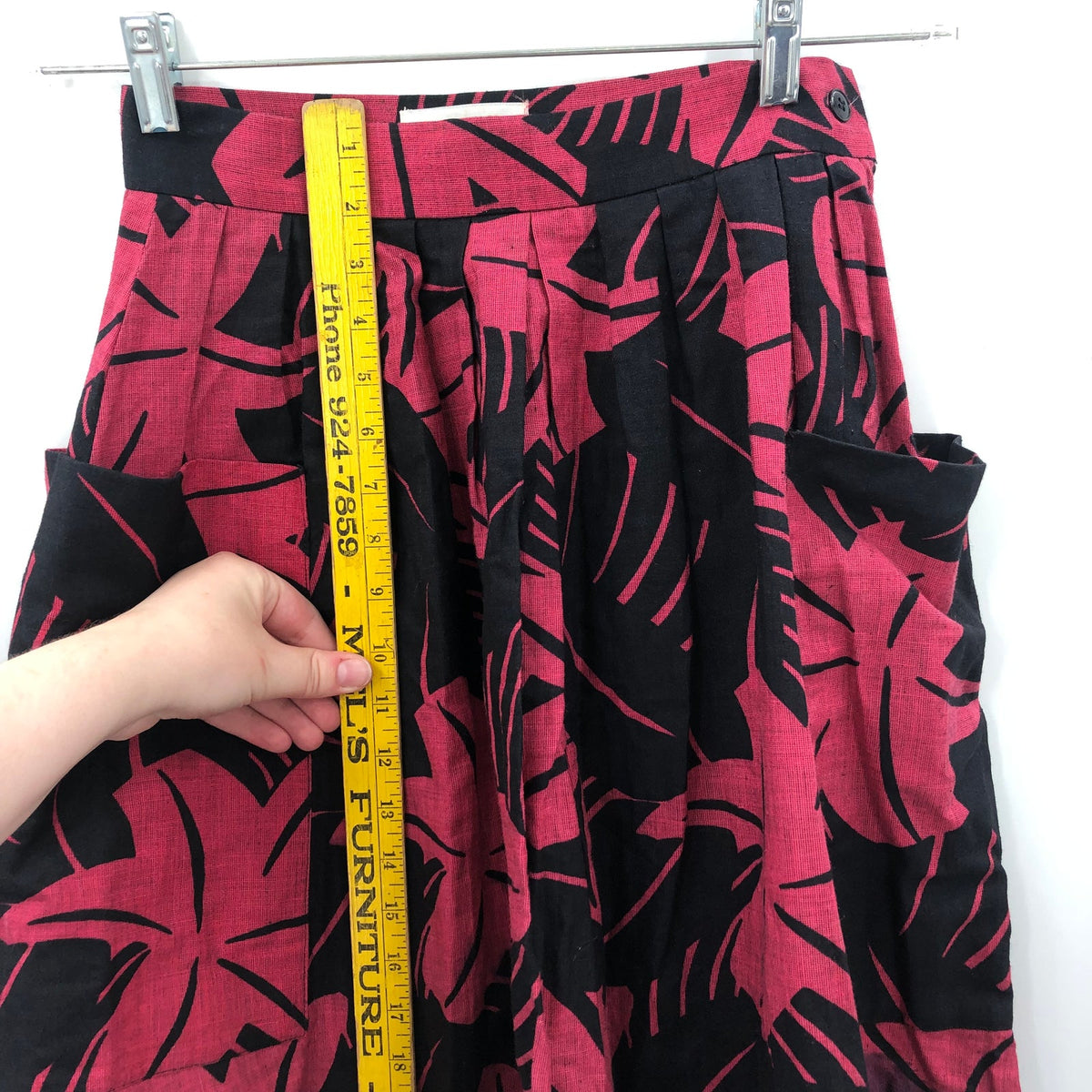 JH Collection Women's High Waist Pleated Floral Midi Skirt Red/Black 32"