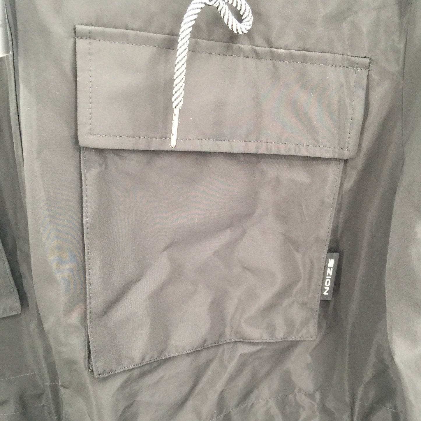 Noize Windbreaker Techno Bonded Hooded Rain Jacket Long Sleeve Black SZ X-Large