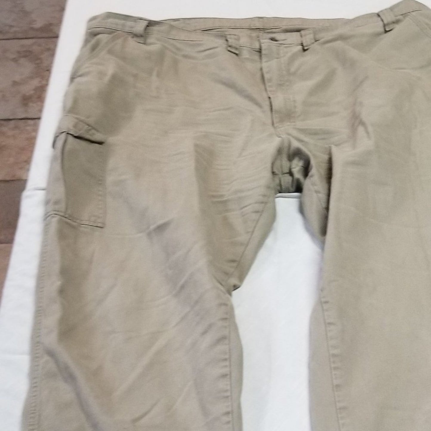 Wrangler Real Comfortable Jeans Cargo Pockets Size 48X32