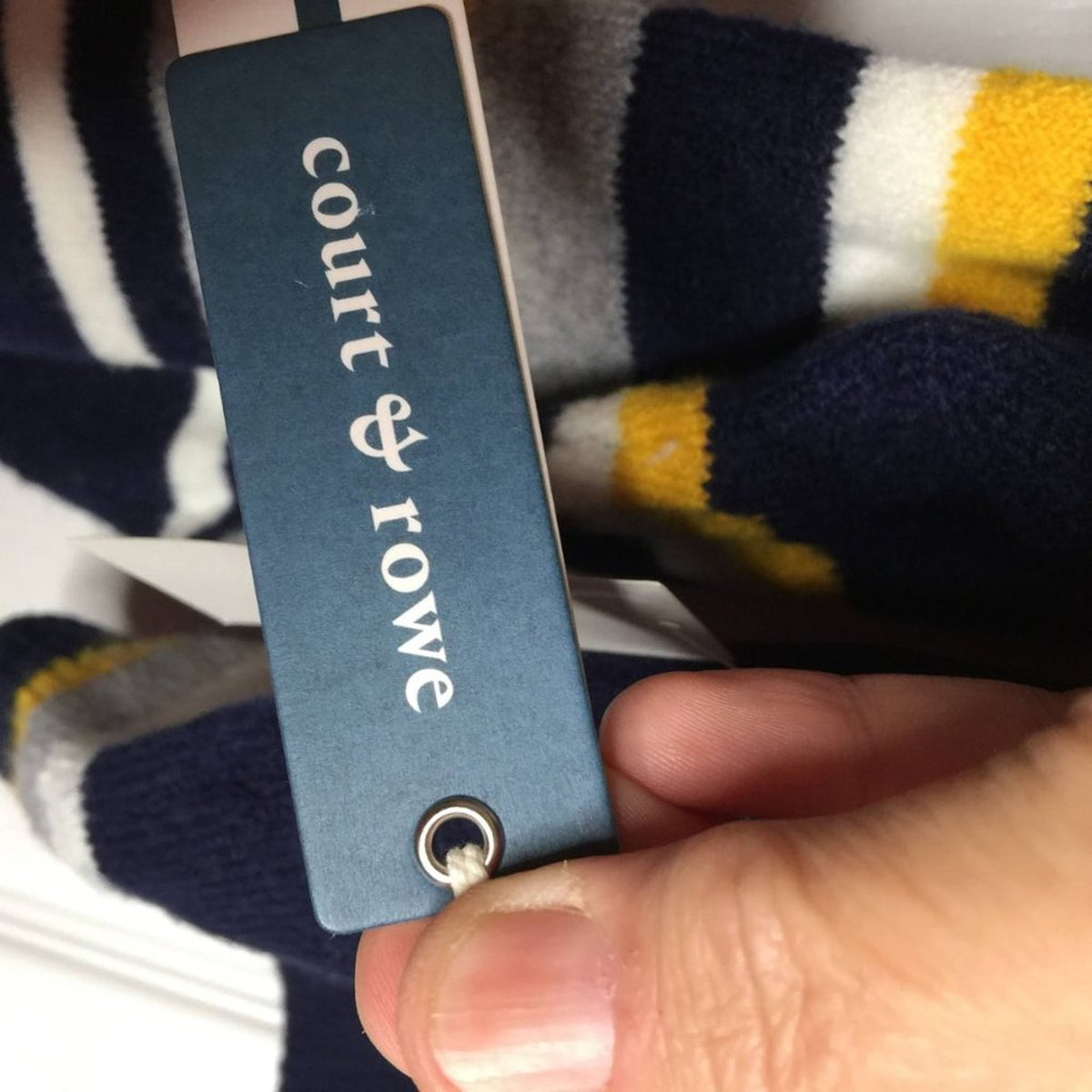 Court & Rowe Pullover Hoodie Sweatshirt Long Sleeves Stripe Navy Crush Small