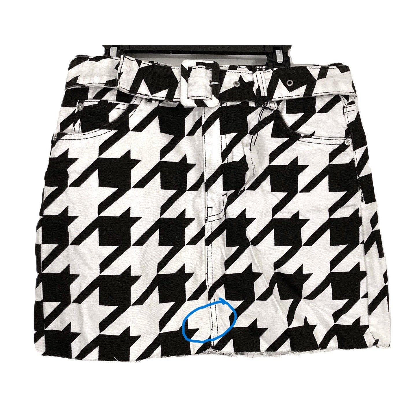 Topshop Moto Raw Hem Denim Houndstooth Belted Mini Skirt Sz 6 in Black/White NWT