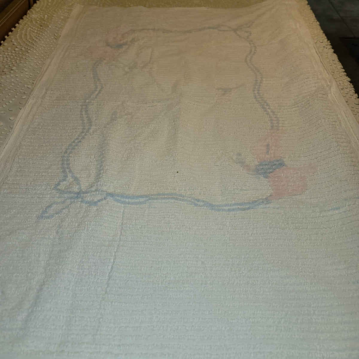 Chenille baby blanket Bunnies Blue pink yellow VINTAGE Crib bedspread