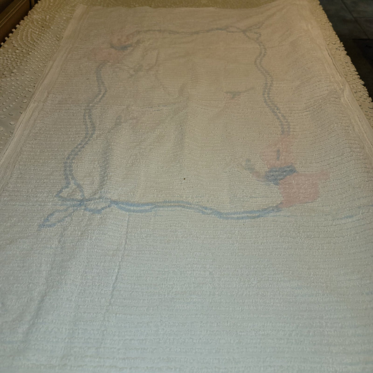 Chenille baby blanket Bunnies Blue pink yellow VINTAGE Crib bedspread