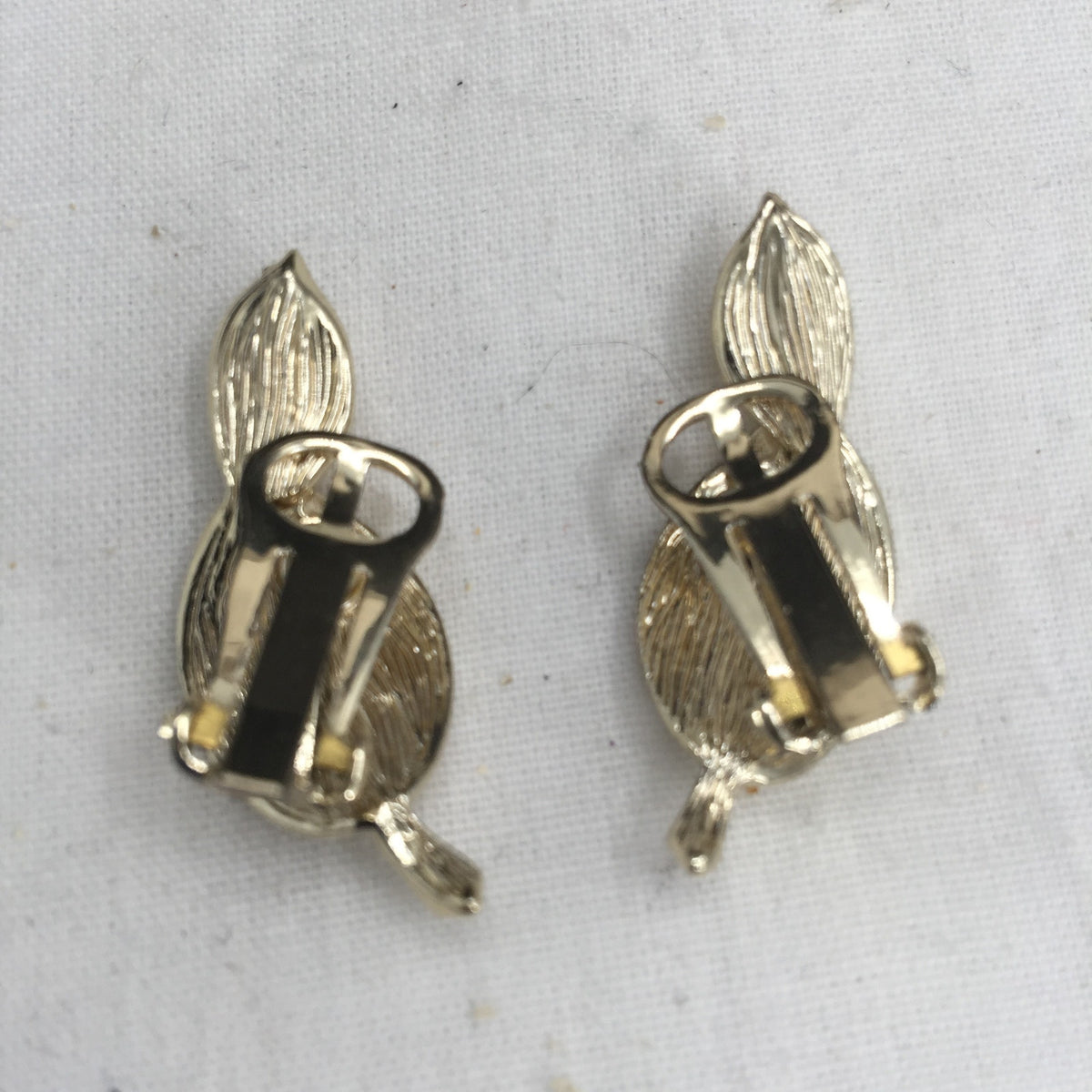 Vintage Golden Twisted Leaf Clip On Earrings Costume Jewelry