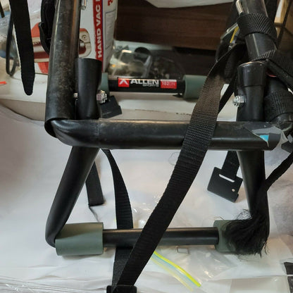 Good CONDITION Allen Sports Deluxe 2-Bike Trunk Mount Rack, Model 102DN