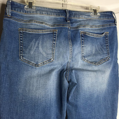 Maurices Denim Raw hem Jeans Skinny Legs Distressed Stretch Blue Size 31