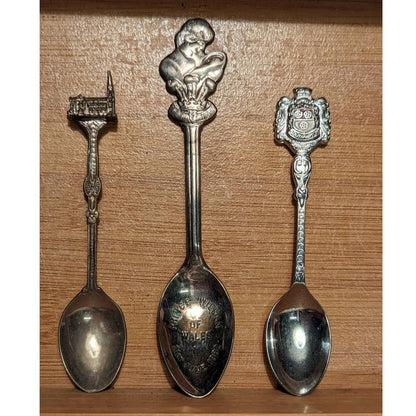 Vintage Spoons Lot 4 England Prince William Princess Diana Westminster Abbey