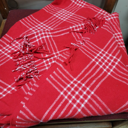 Nido Notte Red White Plaid tassel Italian picnic blanket throw 67" long 51" wide