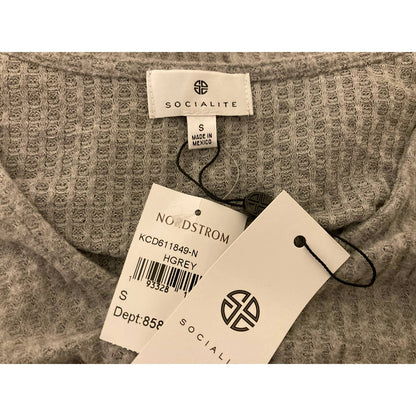 Socialite Women's Cropped Cardigan Sweater Small Grey NWT V-Neck Long Sleeve