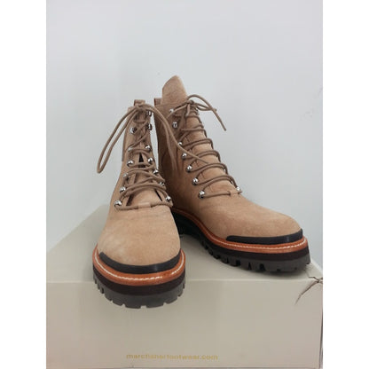 Marc Fisher LTD Izzie 2 Lug boots Natural Suede Faux Alligator embossed Size 10