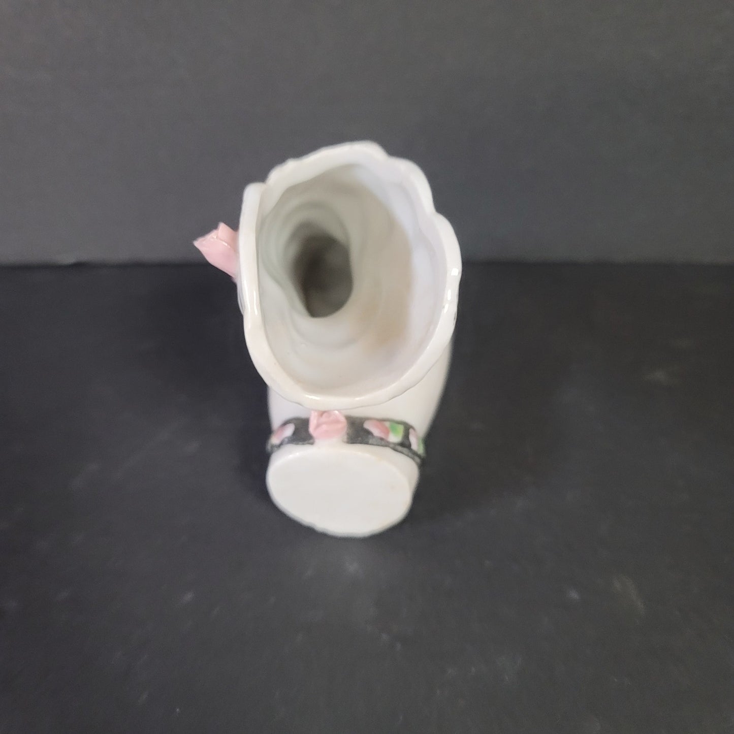 Porcelain hand bud vase vanity Vintage 1950’s Feather Pen Holder White Florals