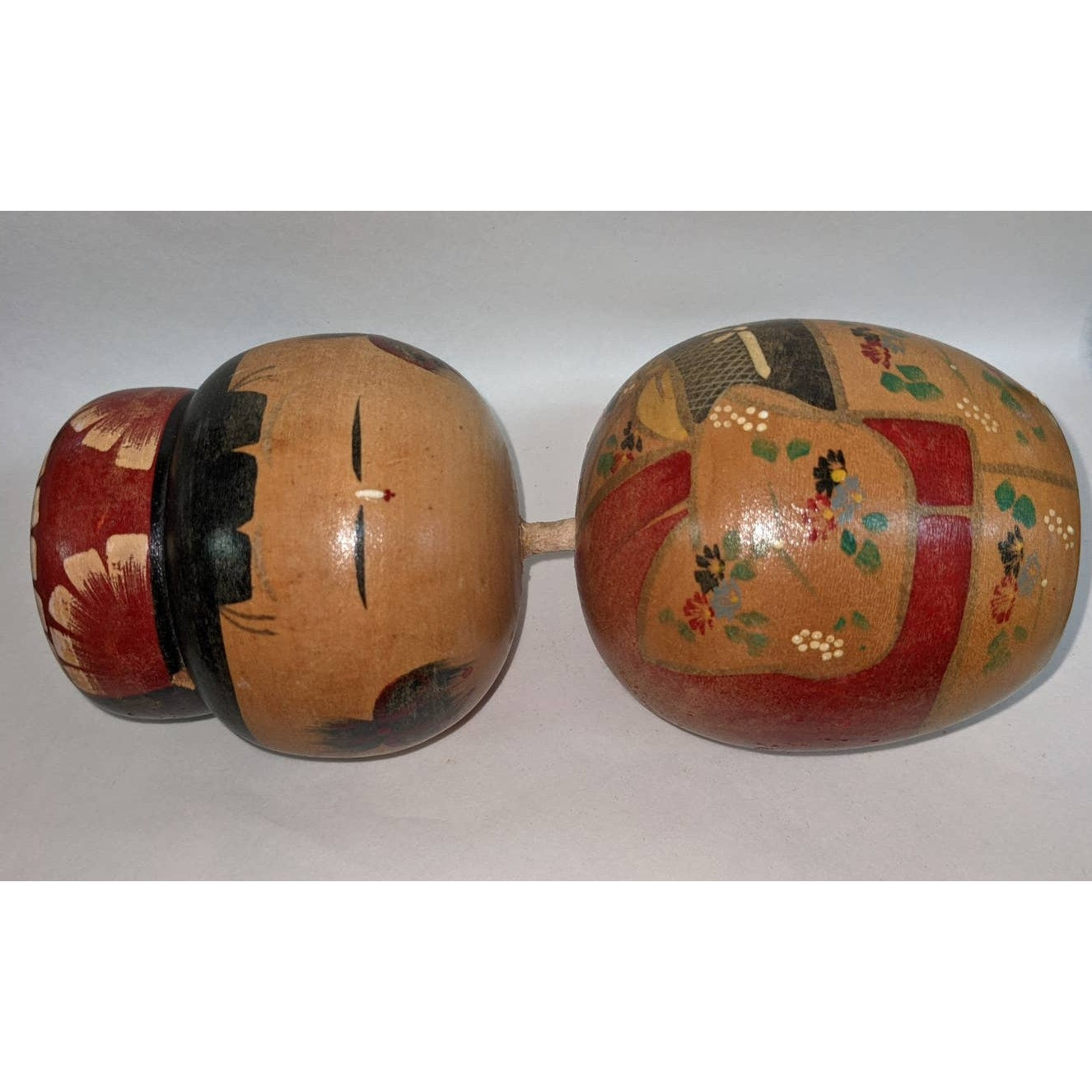 Japanese Hand Painted Kokeshi Doll Pair Set Wooden Large Peg Bobble Head Figure