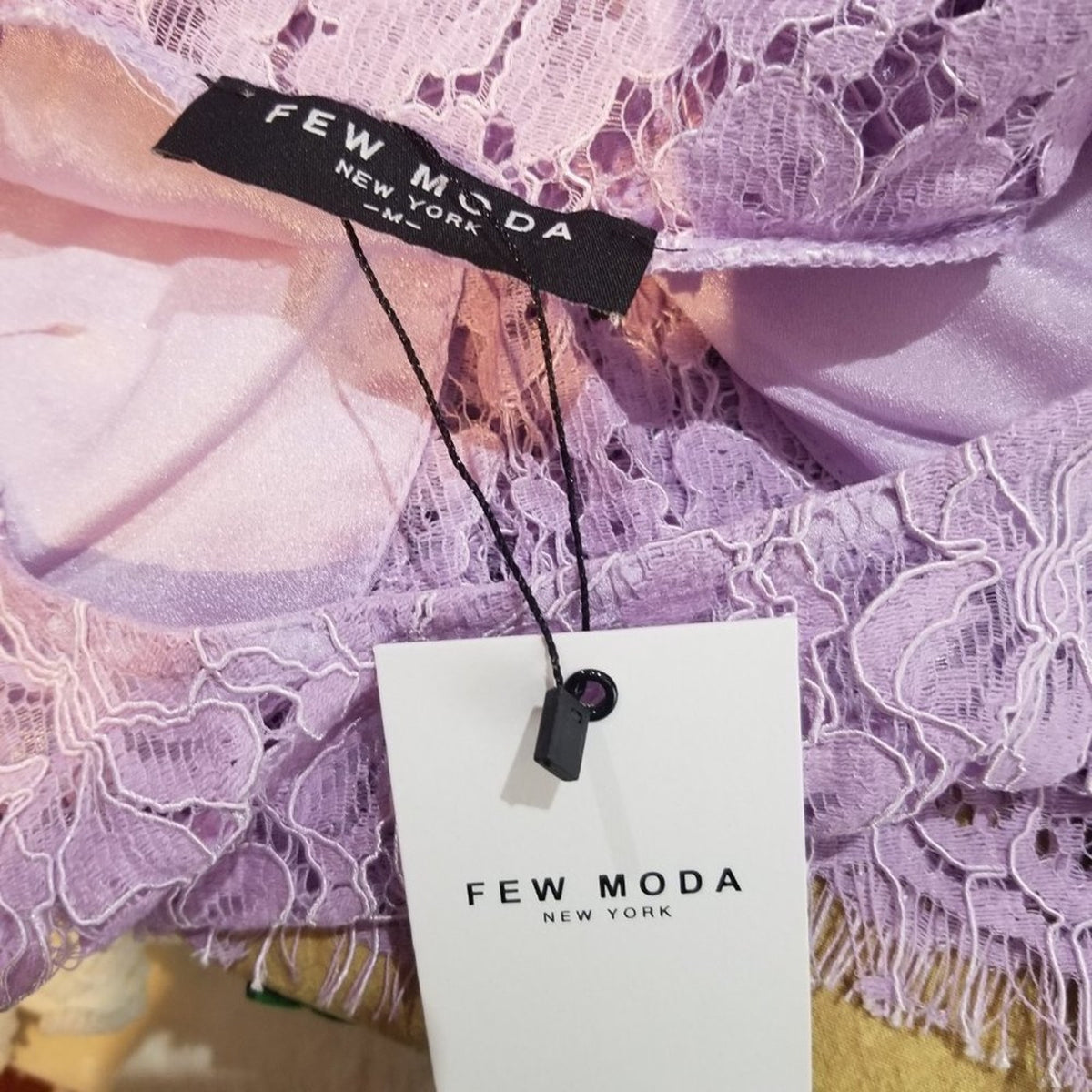 Few Moda Lace Flounce Fit Flare Dress LINED V-Neck Lavender Purple MED NEW Lilac