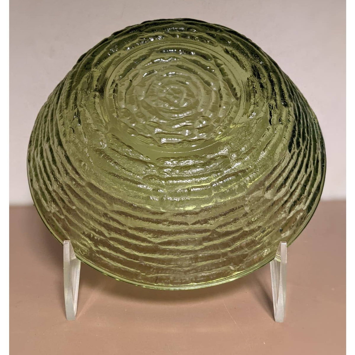 Anchor Hocking Soreno Avocado Green Pressed Glass Cereal Bowl Textured chip dip
