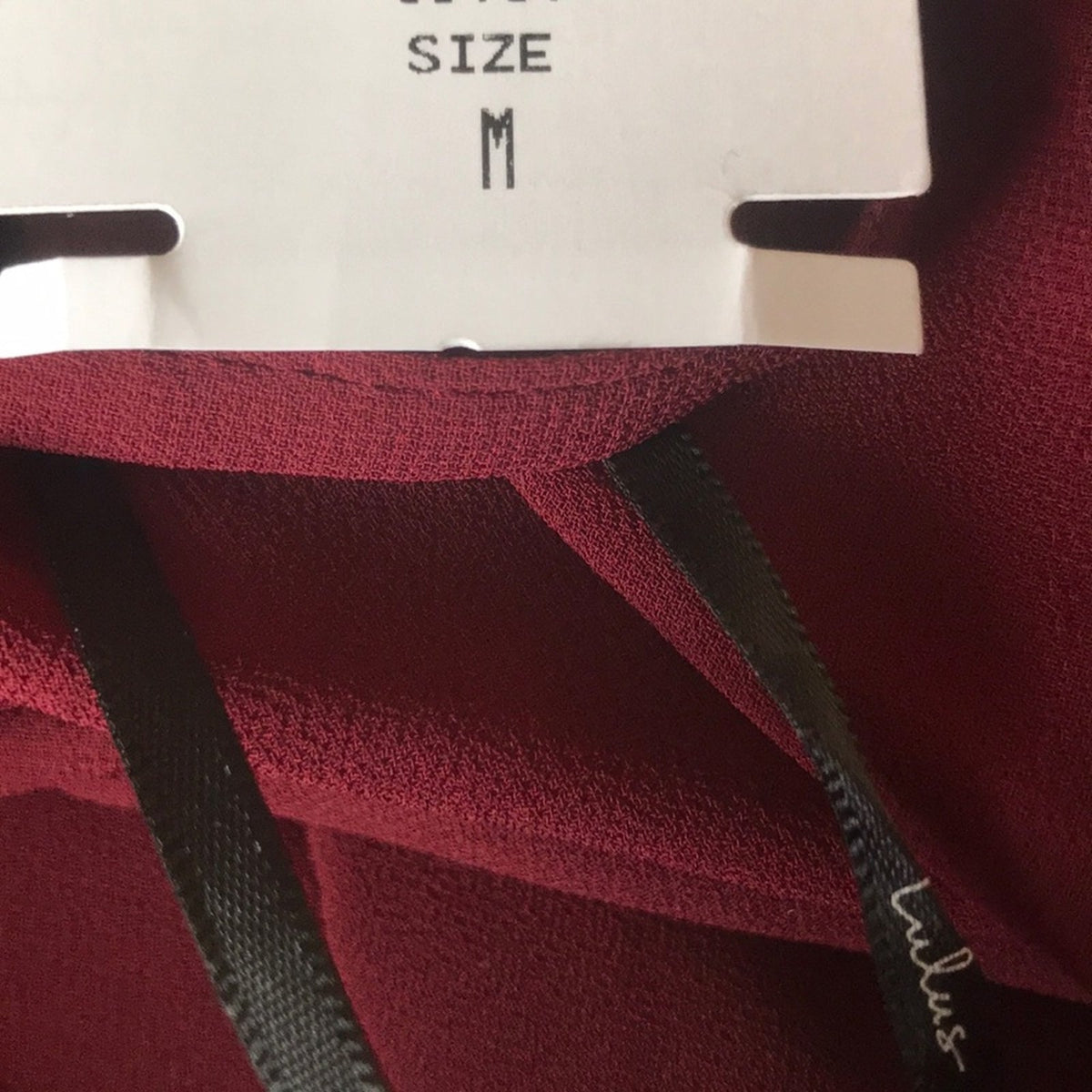 Lulu’s NEW All About Love Maxi Dress Size Medium Burgundy Wind Red flowy