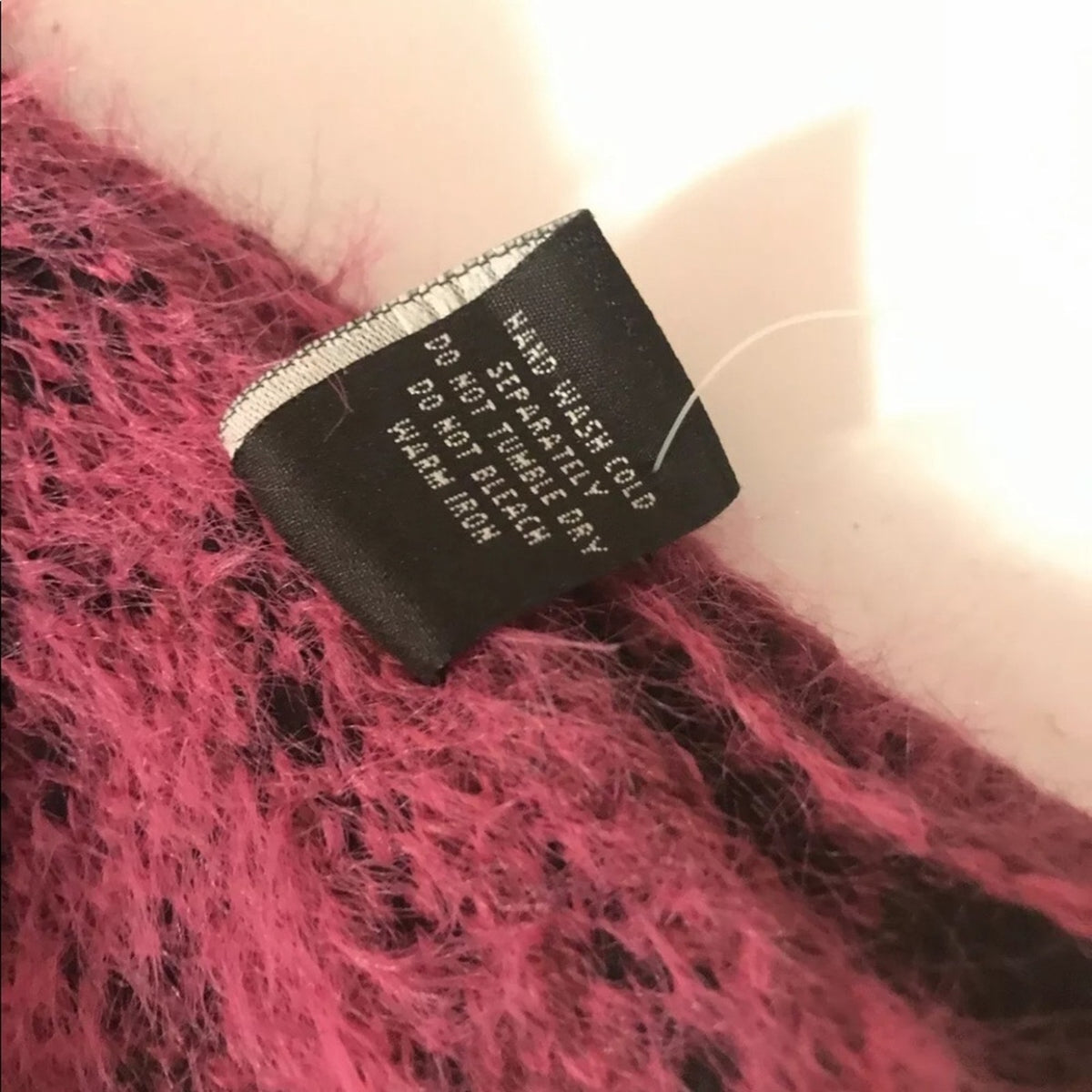 NEW DKNY Fuzzy Leopard Animal Pink Scarf Black L:63” W:12”