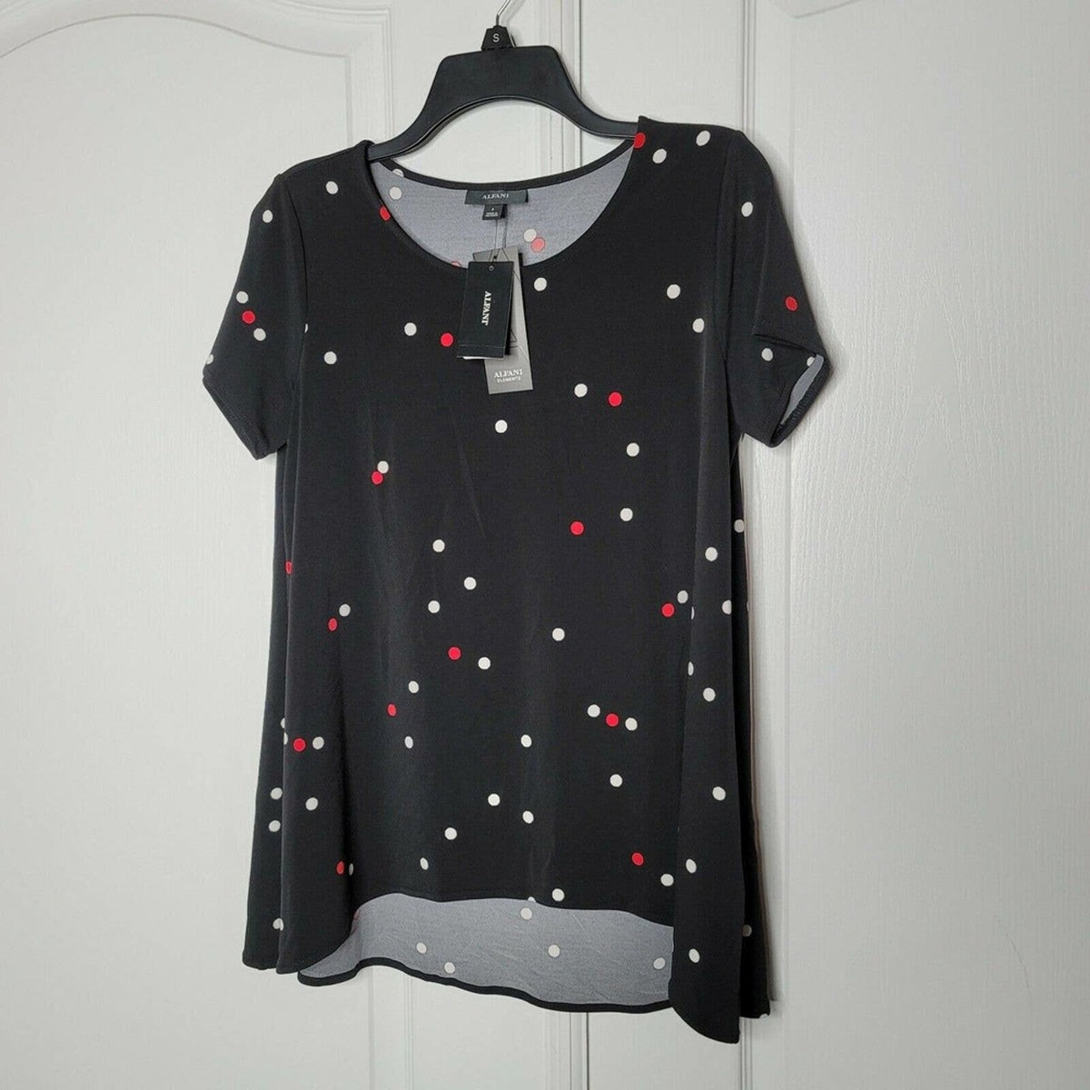 Alfani Sparse Dot Swing T-Shirt Blouse Short Sleeve Scoop Neck Black Size Small