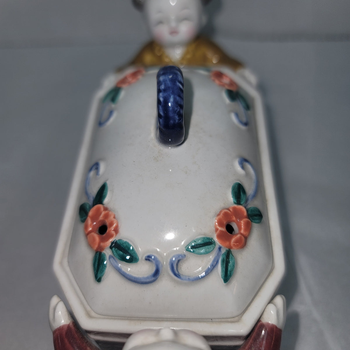 Takahashi San Francisco Japanese Figures Holding Signed Porcelain Box Incense