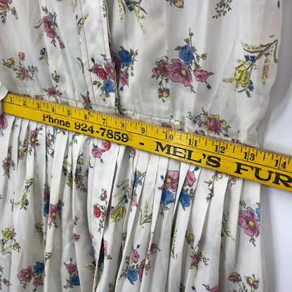 Vintage 1960s White Floral Pleated Button Up Short Sleeve Fit & Flare Dress