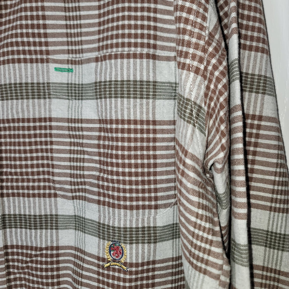 Tommy Hilfiger XL Long Sleeve Shirt Brown Plaid Button Up collar western country