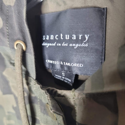 Sanctuary Camouflage Small Jacket Hoodie Jacket  Quarter Sleeve  NEW  Pockets