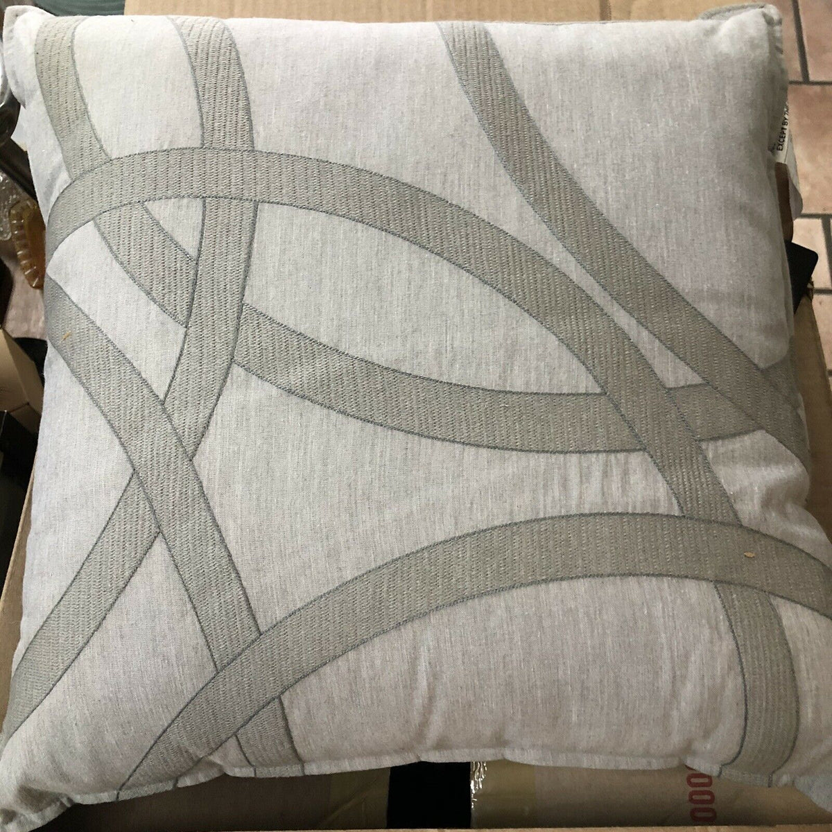 Hotel Collection 18" Square Decorative Pillow Eclipse Embroidered GREY T0Z003