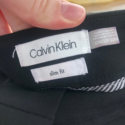 Calvin Klein Women's Slim Fit Cropped Dress Pants High Rise Black Size 22W NEW