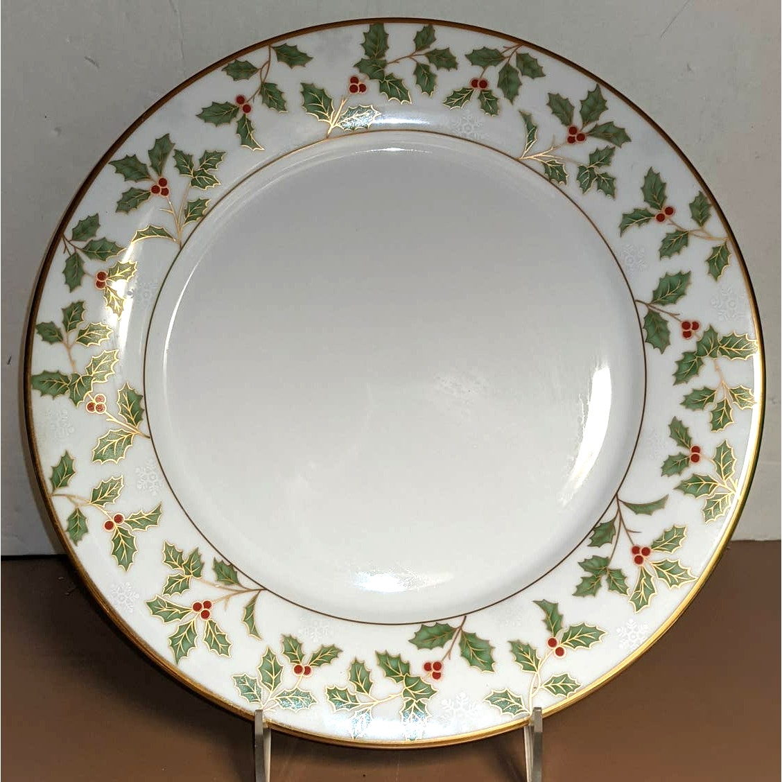 Noritake Holly and Berry Gold Dinner Plate Christmas Holiday Serving Ware 10.5"