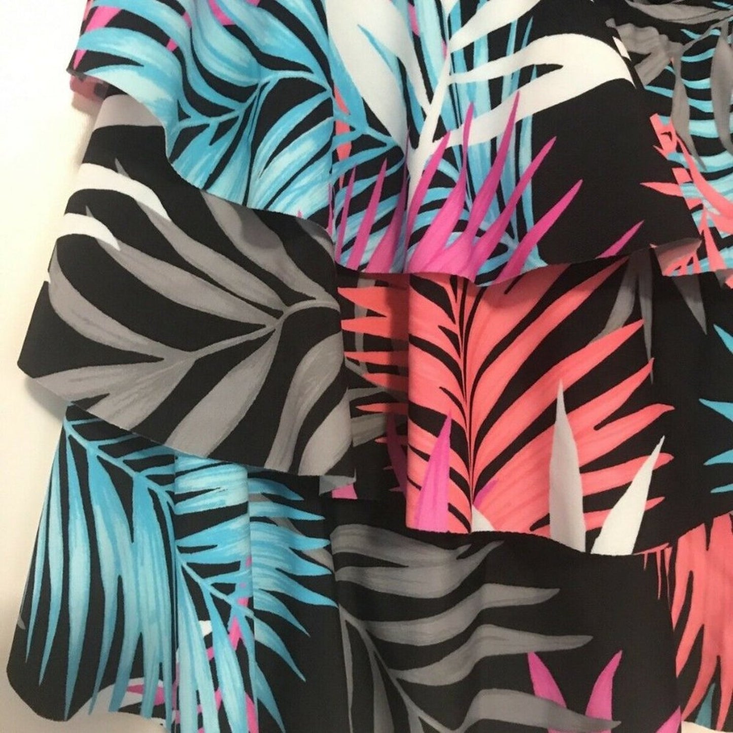 Island Escspe NEW Tiered Bandini Tankini Tropical Size 10