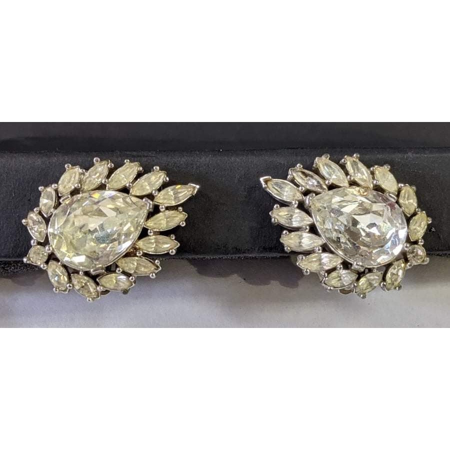 Vintage Crown Trifari Rhinestone Teardrop Clip On Earrings silvertone