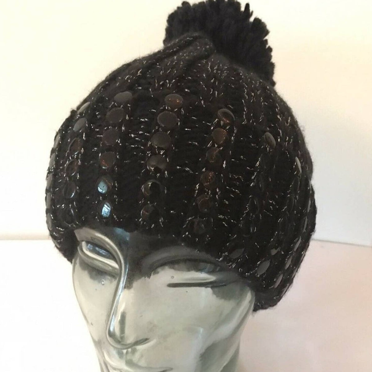 DKNY NEW Flat Stud Metallic Ribbed Black Pompom Beanie Hat Winter GIFT PRESENT