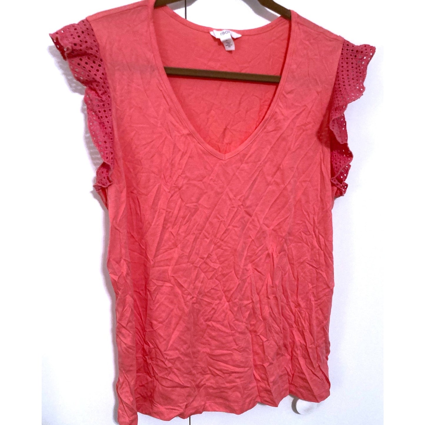 1901 V-Neck Crochet Flutter Sleeve Pullover Top Sz Large Pink NWT