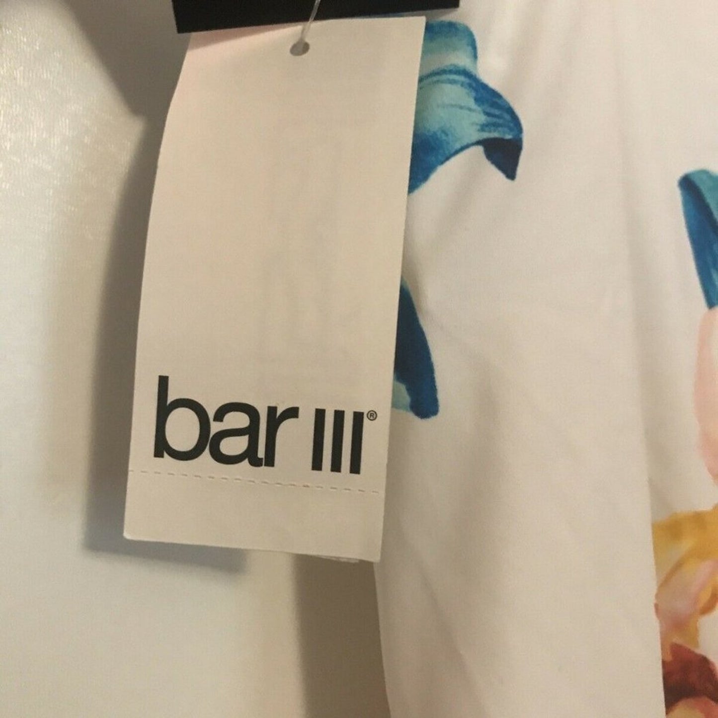 Bar iii NEW Iris Floral White Padded Front Lace Up Size Medium