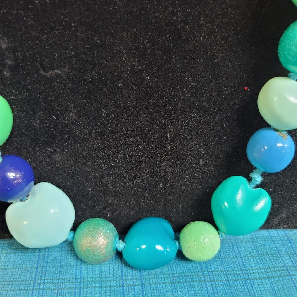 Vintage Costume Jewelry Wooden Nuts Seed Beaded Blue Green Chunky Necklace Faded