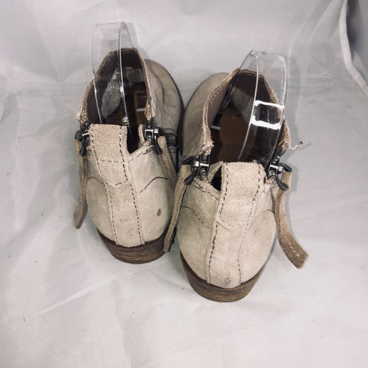 Dolce Vita Ankle Booties Suede Taupe Side Zipper size 6