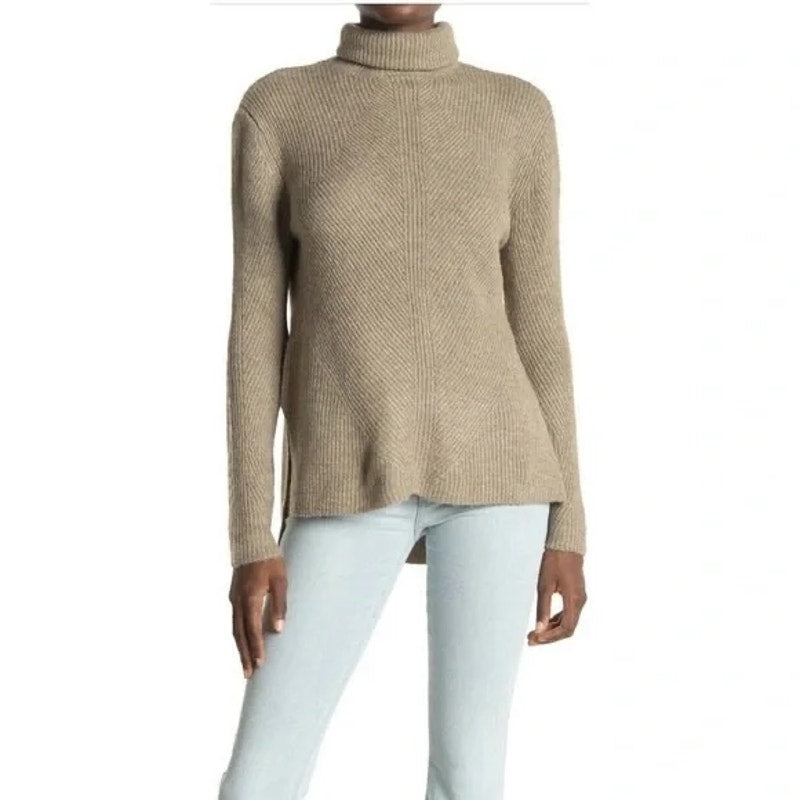 Sweet Romeo Sweater Large Heather Latte NEW Abstract Rib Turtleneck Hi Low Tunic