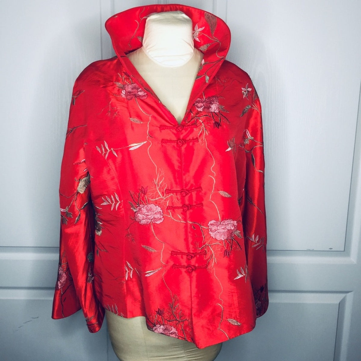 XXL Chinese Asian Large collar button up top RED Satin Feel Floral blouse top