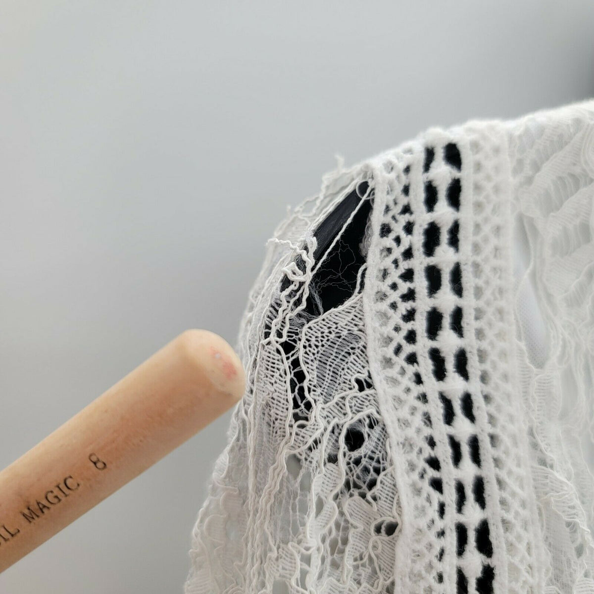 Love by Design Long Sleeve Lace Lined Midi Dress Back Zip White Medium