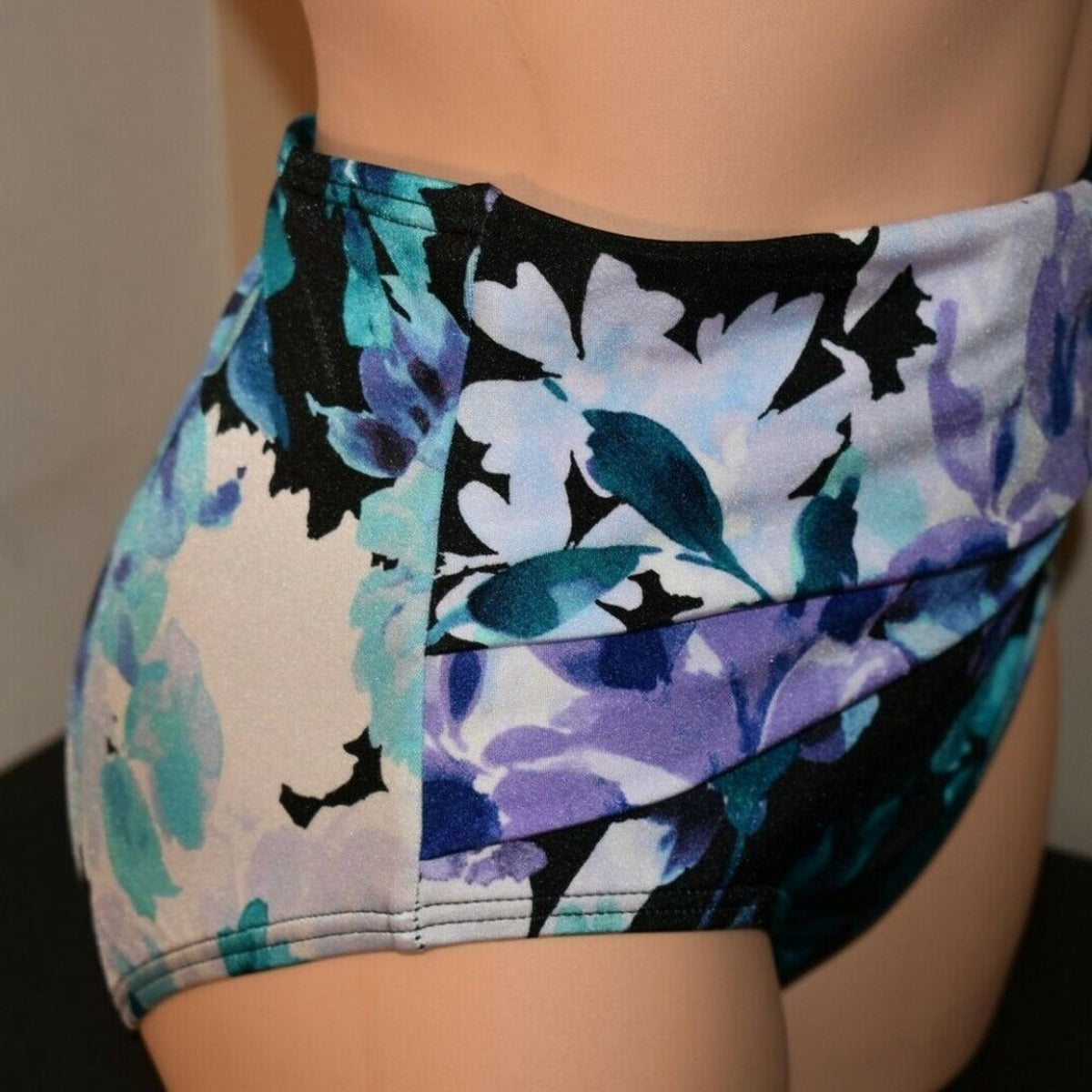 Calvin Klein Bikini Bottom Swimwear High Waist Floral SMall tummy control NEW